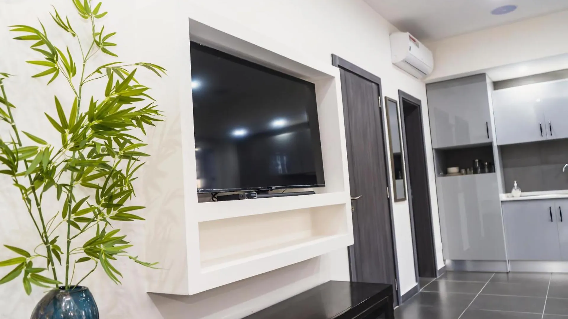 Apartament Sourok 3 Vdn Dakar